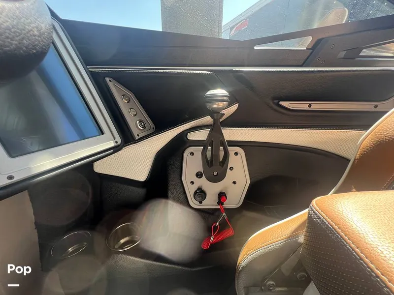 Slide: The Image of Shifter - 14680260