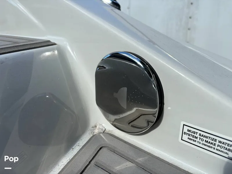 Slide: The Image of Crownline Boats E255 2022 - 14789389