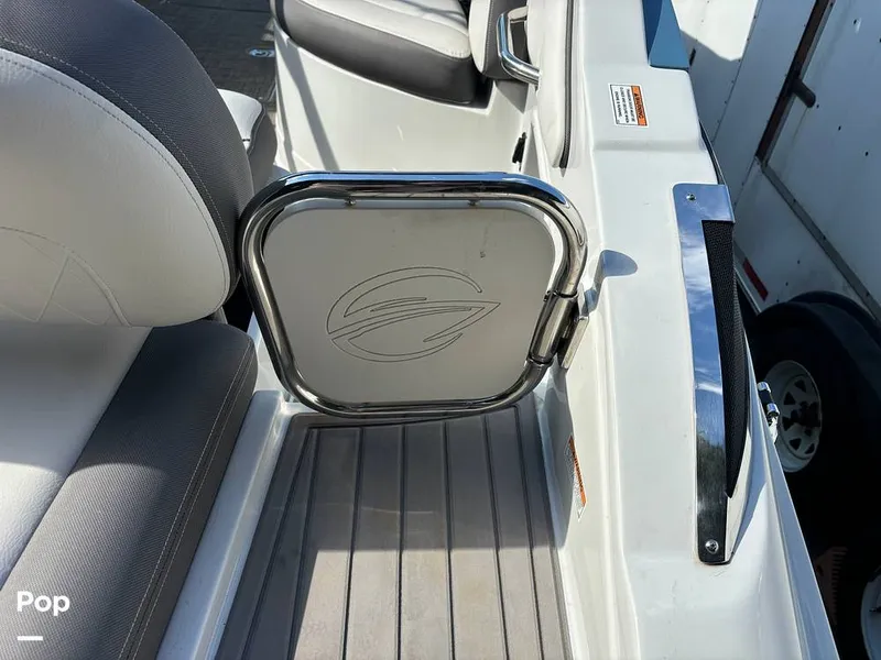 Slide: The Image of Crownline Boats E255 2022 - 14789393