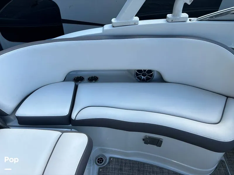 Slide: The Image of Crownline Boats E255 2022 - 14789400