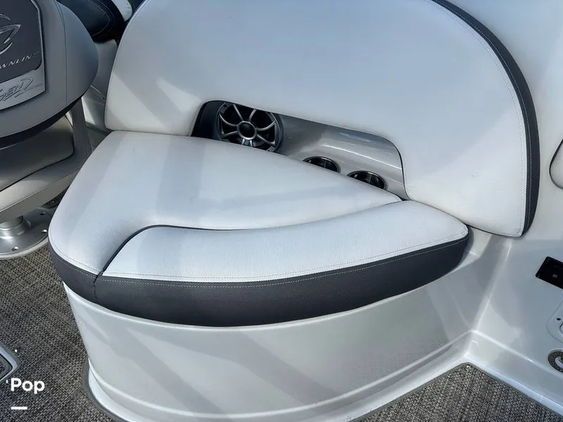 Slide: The Image of Crownline Boats E255 2022 - 14789403