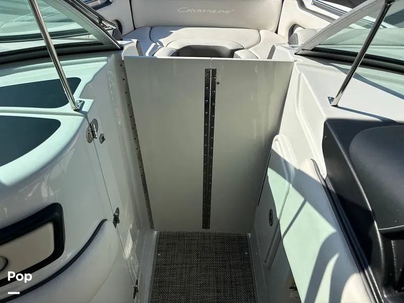 Slide: The Image of Crownline Boats E255 2022 - 14789435