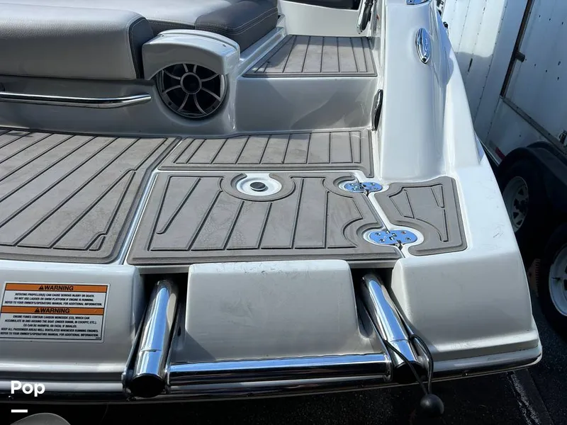 Slide: The Image of Crownline Boats E255 2022 - 14789383