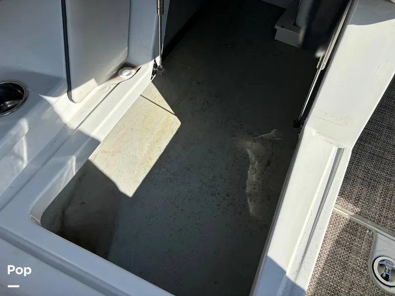 Slide: The Image of Crownline Boats E255 2022 - 14789441