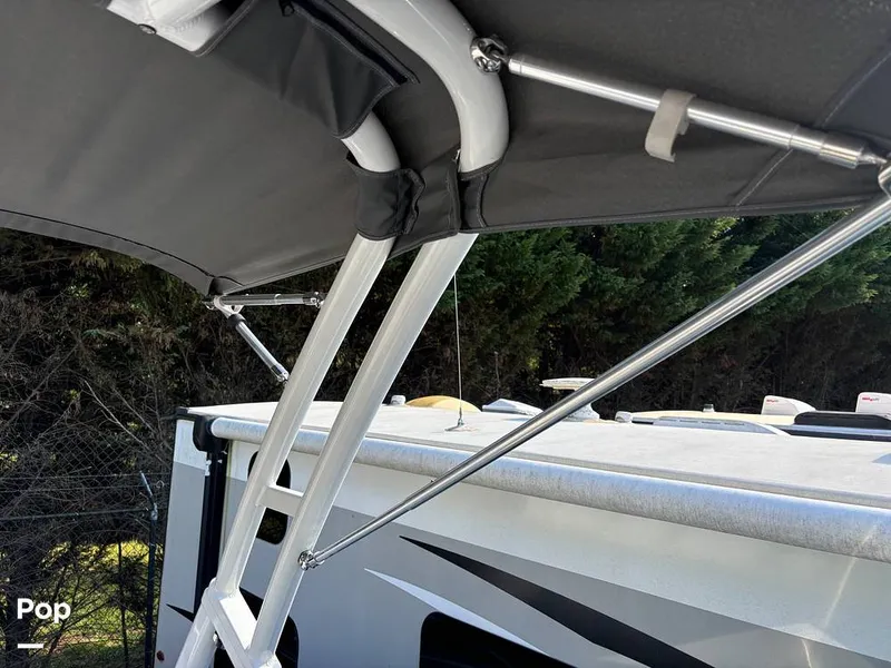 Slide: The Image of Crownline Boats E255 2022 - 14789451