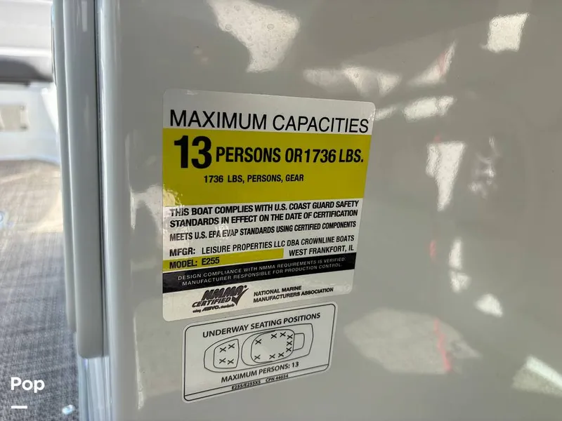 Slide: The Image of Crownline Boats E255 2022 - 14789457