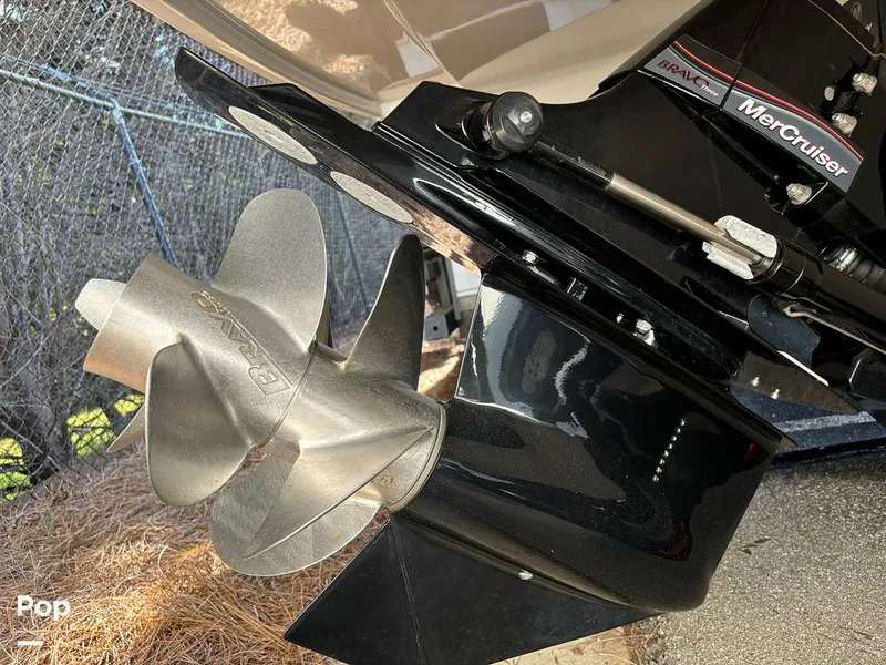 Slide: The Image of Crownline Boats E255 2022 - 14789465