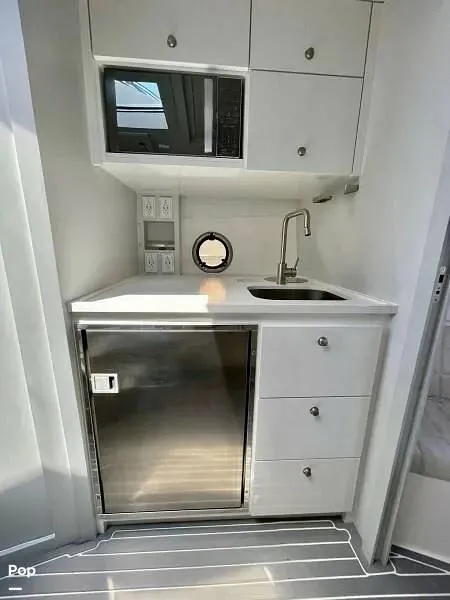 Slide: The Image of Evolve 400HT 2021 - 14573804