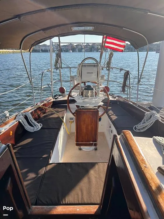 Slide: The Image of Cape Dory 36 1979 - 14635360