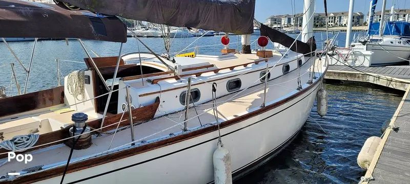 Slide: The Image of Cape Dory 36 1979 - 14614491