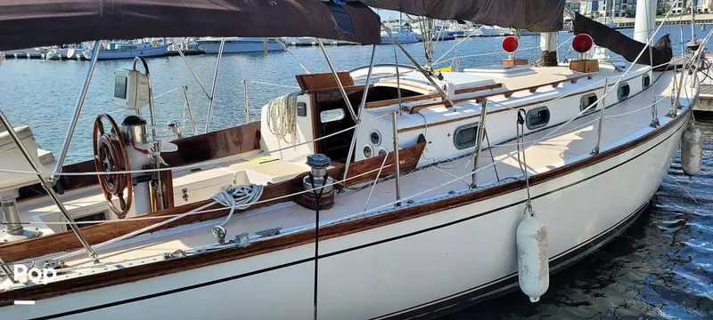 Slide: The Image of Cape Dory 36 1979 - 14614507