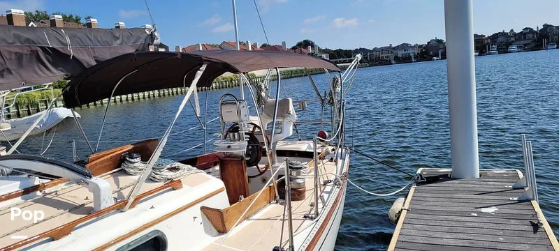 Slide: The Image of Cape Dory 36 1979 - 14614627