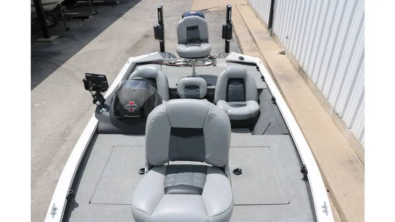 Slide: The Image of Tracker Boats Pro 195 Team Txw 2018 - 22
