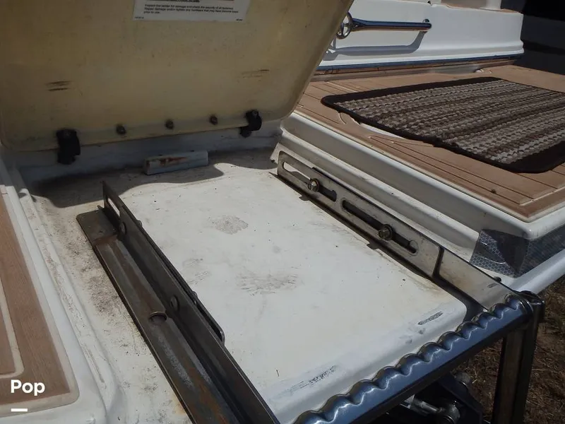 Slide: The Image of Sea Ray 260 Sundancer 2002 - 14616532