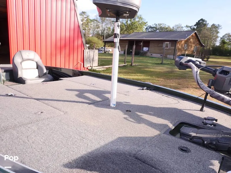 Slide: The Image of Triton 20 XP 2024 - 14924935