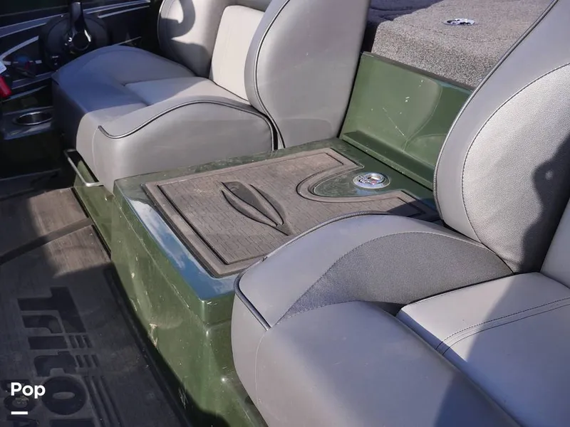 Slide: The Image of Triton 20 XP 2024 - 14924945