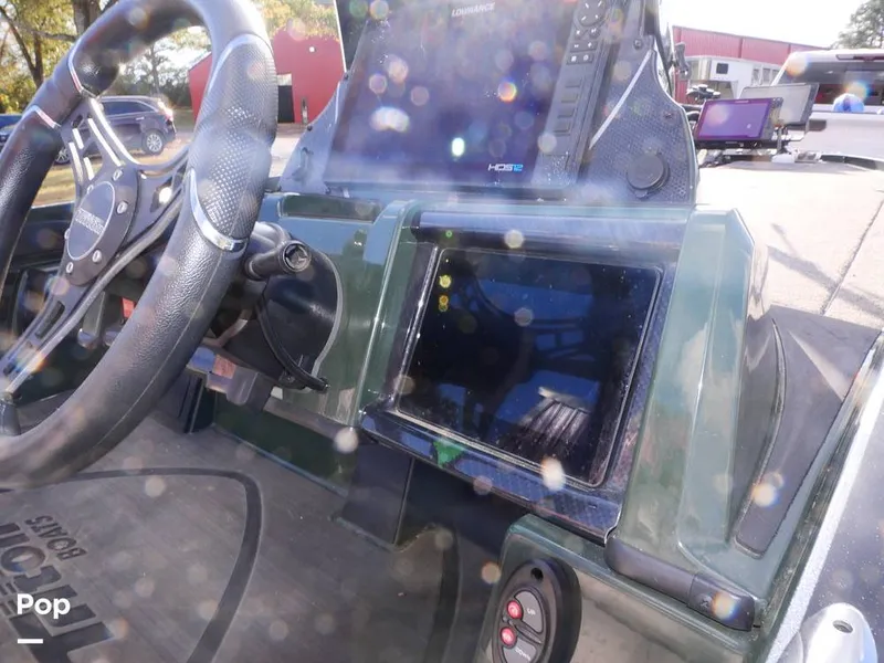 Slide: The Image of Triton 20 XP 2024 - 14924873