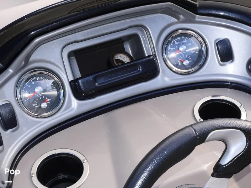 Slide: The Image of Sun Tracker Party Barge 22 DLX 2020 - 14663247