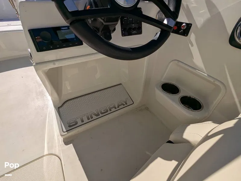 Slide: The Image of Stingray 191DC 2023 - 15110122