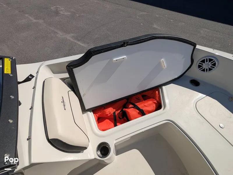 Slide: The Image of Storage In Bow - 15110129