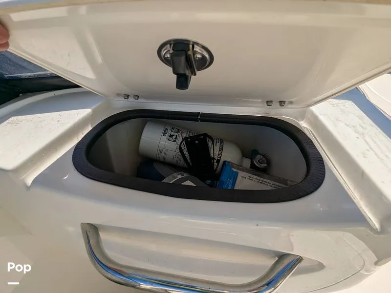 Slide: The Image of Glove Box - 15110138