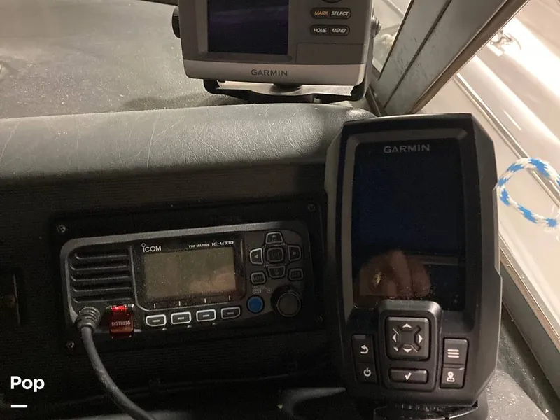 Slide: The Image of Sea Ray 330 Express Cruiser 1992 - 15756707