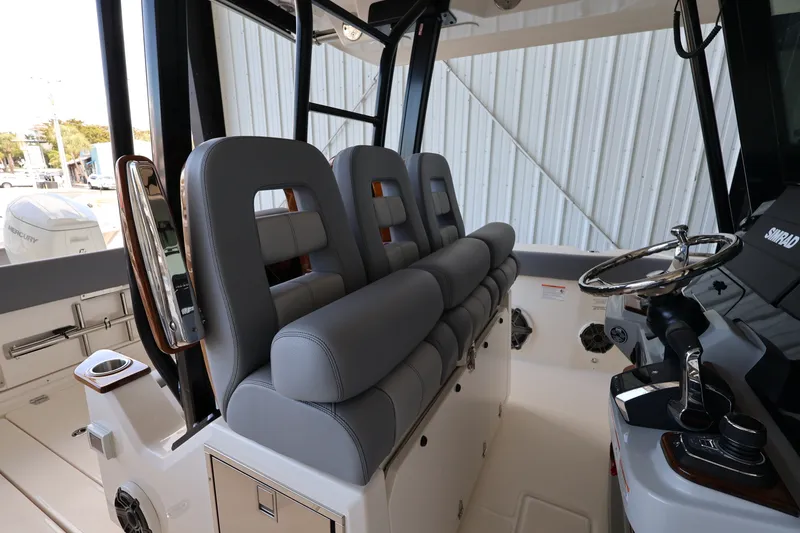 Slide: The Image of Boston Whaler 360 Outrage 2026 - 23