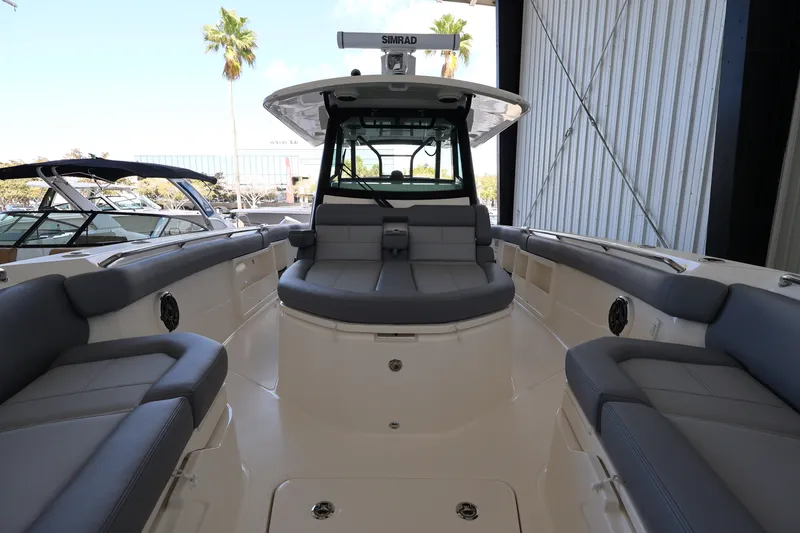Slide: The Image of Boston Whaler 360 Outrage 2026 - 41