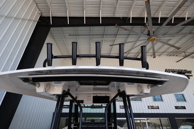 Slide: The Image of Boston Whaler 360 Outrage 2026 - 50