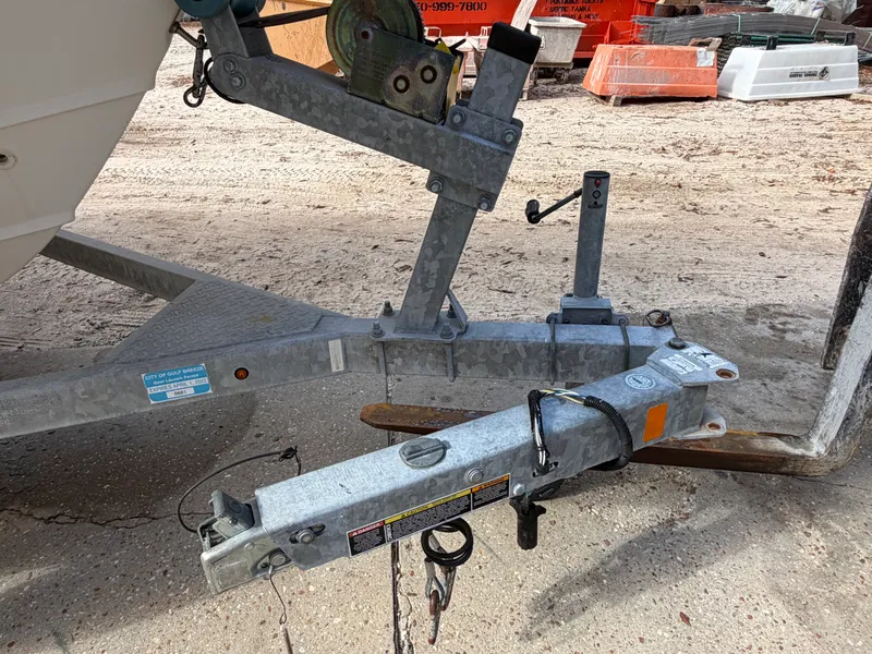 Slide: The Image of Boston Whaler 190 MONTAUAK 2015 - 51