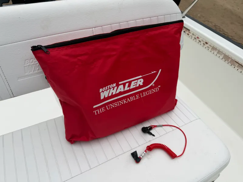 Slide: The Image of Boston Whaler 190 MONTAUAK 2015 - 66