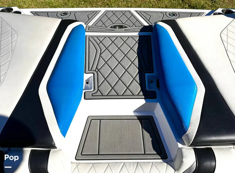 Slide: The Image of Tige RZX2 2018 - 14745959