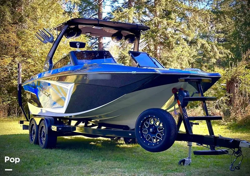 Slide: The Image of Tige RZX2 2018 - 14745964