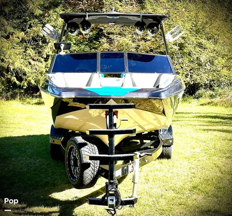 Slide: The Image of Tige RZX2 2018 - 14745884