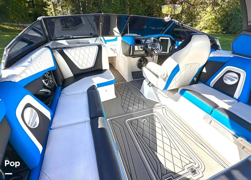 Slide: The Image of Tige RZX2 2018 - 14745898