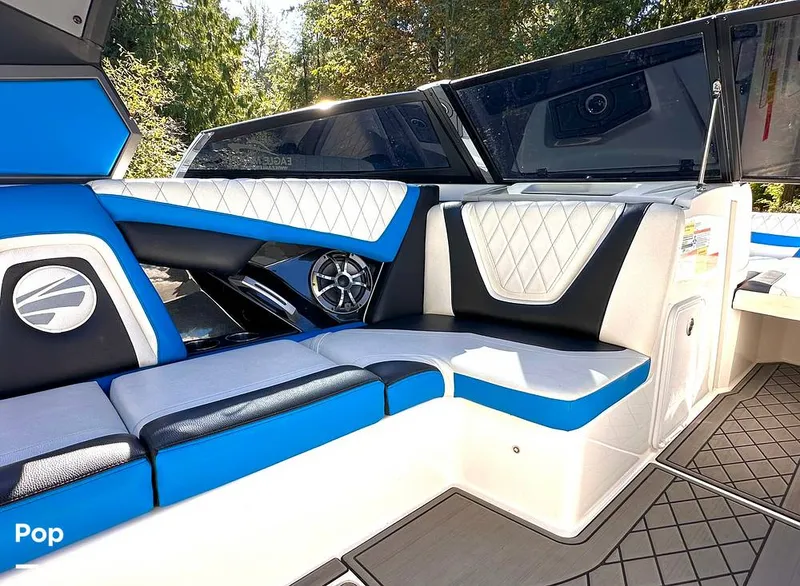 Slide: The Image of Tige RZX2 2018 - 14745904