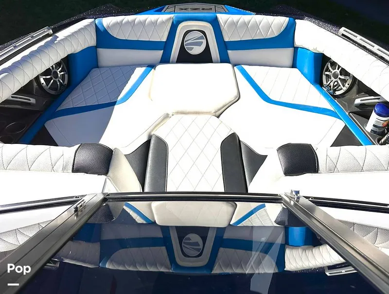 Slide: The Image of Tige RZX2 2018 - 14745912