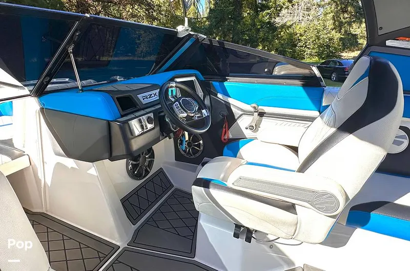 Slide: The Image of Tige RZX2 2018 - 14745915