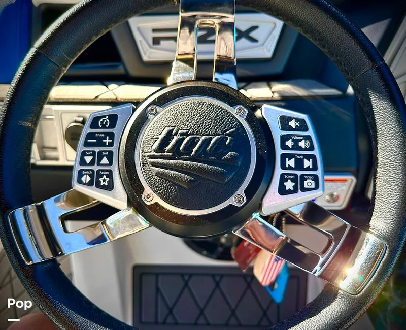 Slide: The Image of Tige RZX2 2018 - 14745919