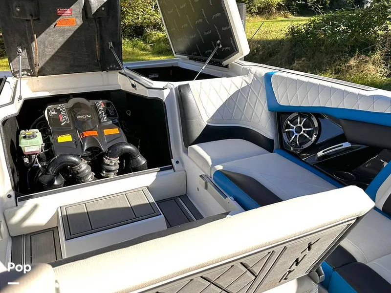 Slide: The Image of Tige RZX2 2018 - 14745923