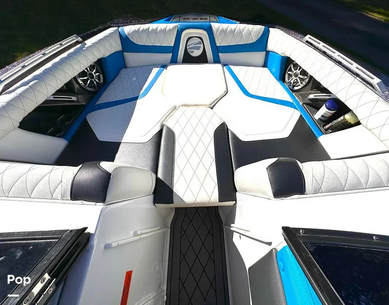 Slide: The Image of Tige RZX2 2018 - 14745932