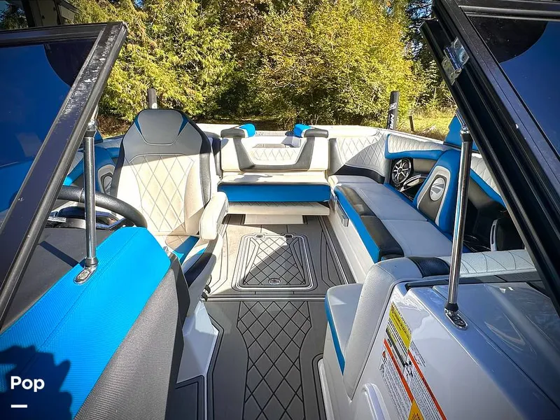 Slide: The Image of Tige RZX2 2018 - 14745934