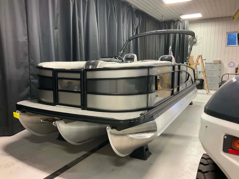 The Image of Barletta Lusso 23 UC 2026 - 0