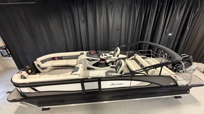 Slide: The Image of Barletta Lusso 25 UC 2026 - 1