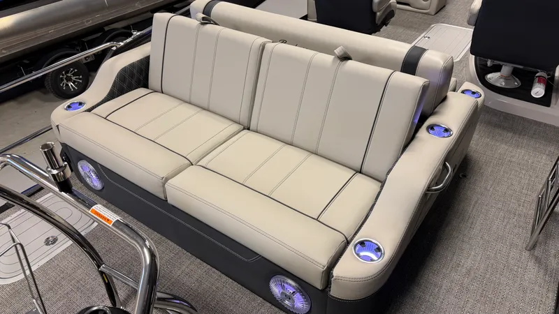 Slide: The Image of Barletta Lusso 25 UC 2026 - 27