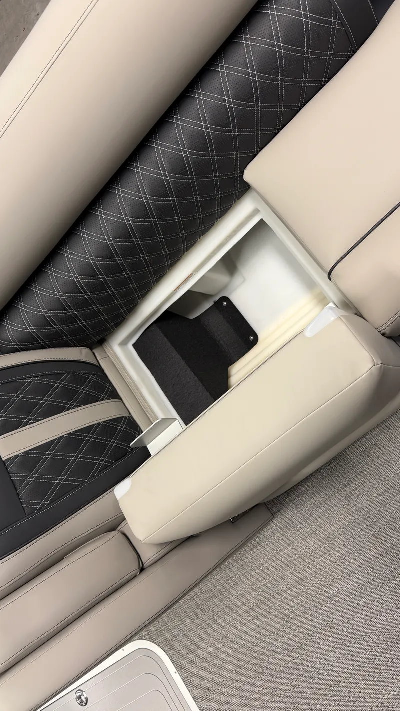 Slide: The Image of Barletta Lusso 25 UC 2026 - 75