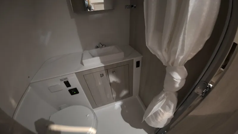 Slide: The Image of Cruisers 38 VTR EC 2026 - 21