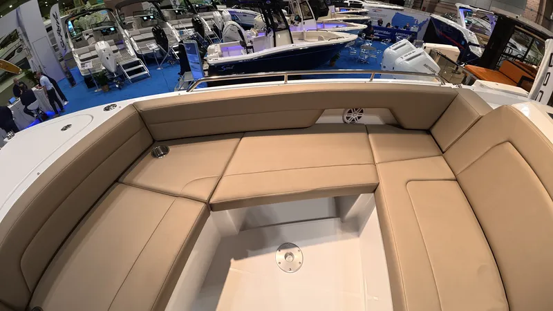 Slide: The Image of Cruisers 38 VTR EC 2026 - 51