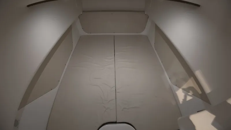 Slide: The Image of Cruisers Yachts 38 VTR EC 2026 - 10