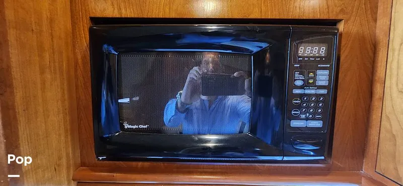 Slide: The Image of Cruisers Yachts 3772 Express 2003 - 14620405